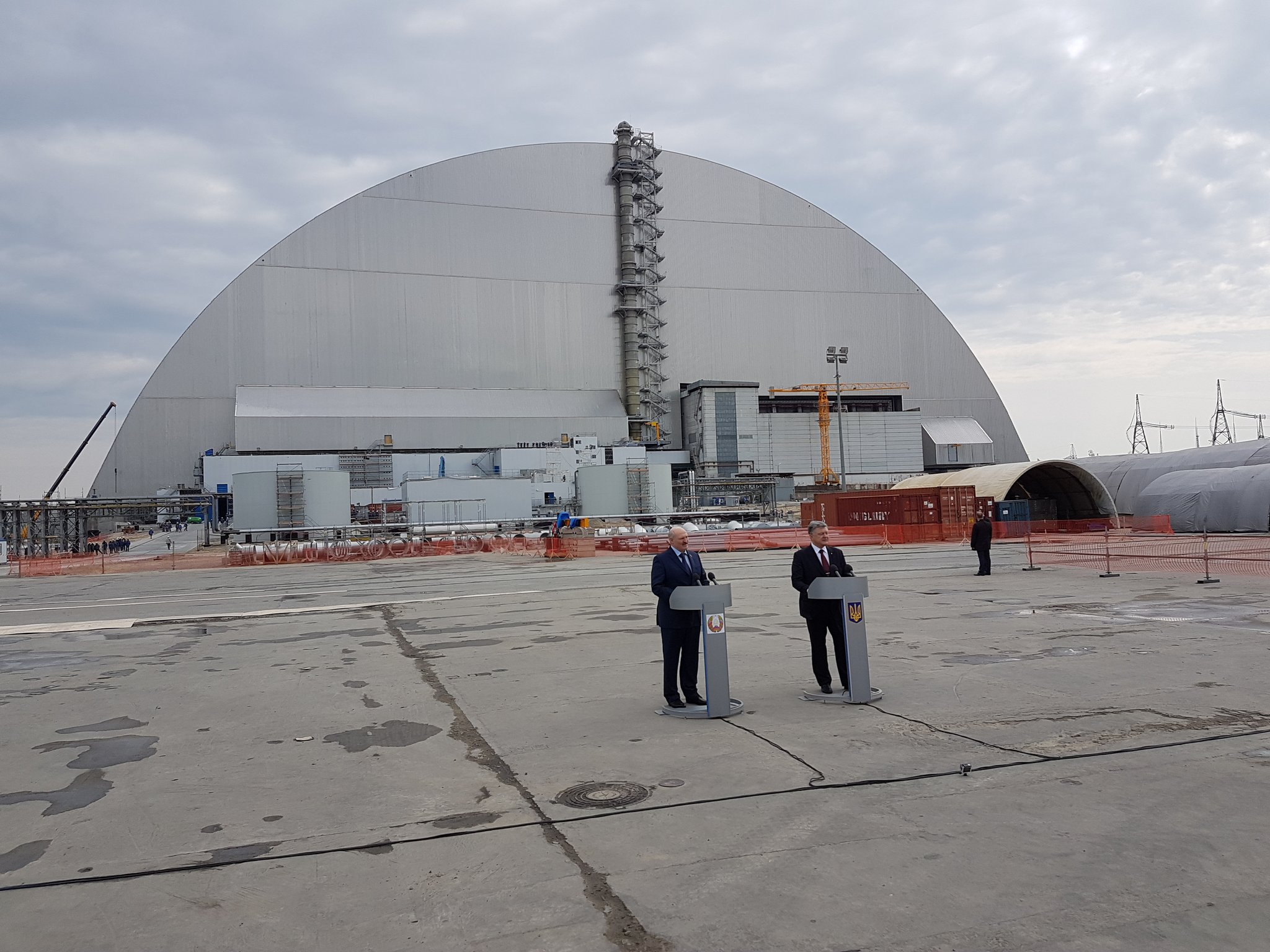 Порошенко и Лукашенко встретились в Чернобыле