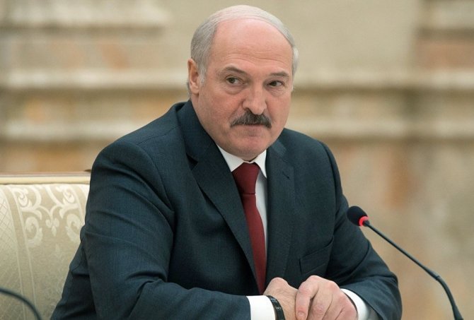 «Давайте, я один - вы все»: Лукашенко решил сам разобраться с Евросоюзом