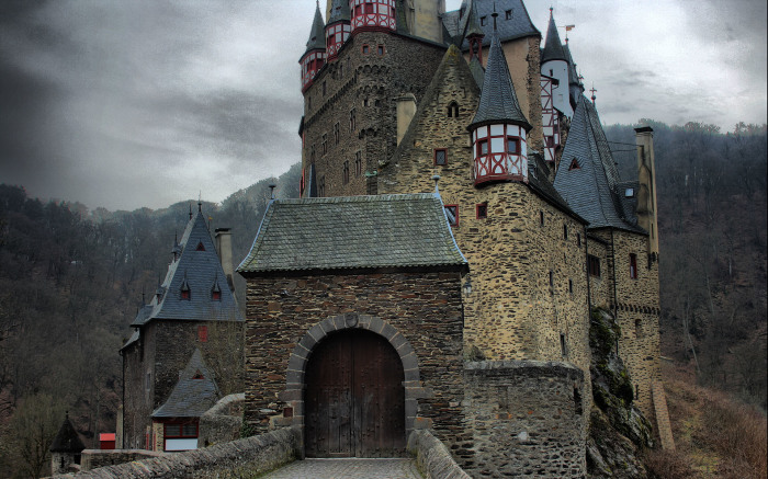Тайны средневековых замков