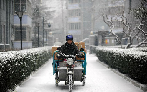 От снегопадов на северо-западе Китая пострадали свыше 2 тыс. человек