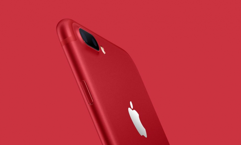 Новинка недели: красный  iPhone