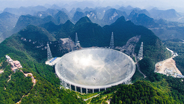 Крупнейший в мире радиотелескоп открыли для туристов