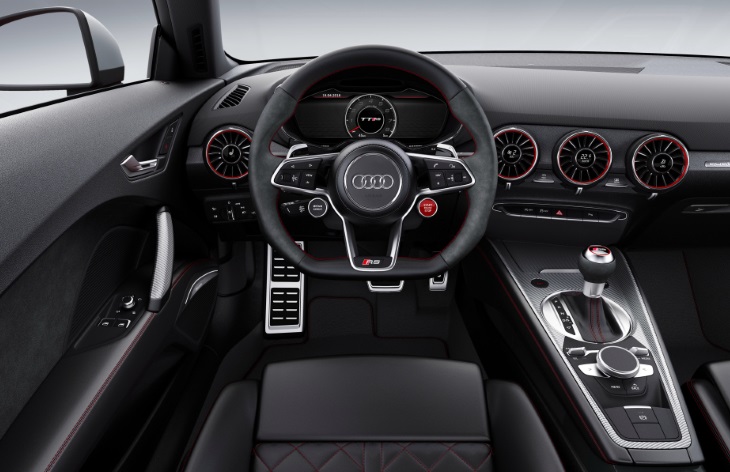 Новое купе Audi TT RS вышло на российский рынок