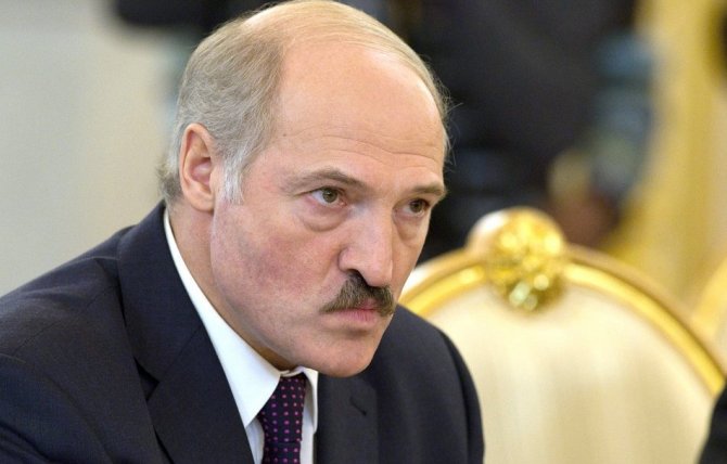 Лукашенко требует пригласить НАТО на российско-белорусские учения