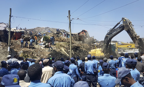 Мусорный оползень в Эфиопии унес жизни не менее 46 человек