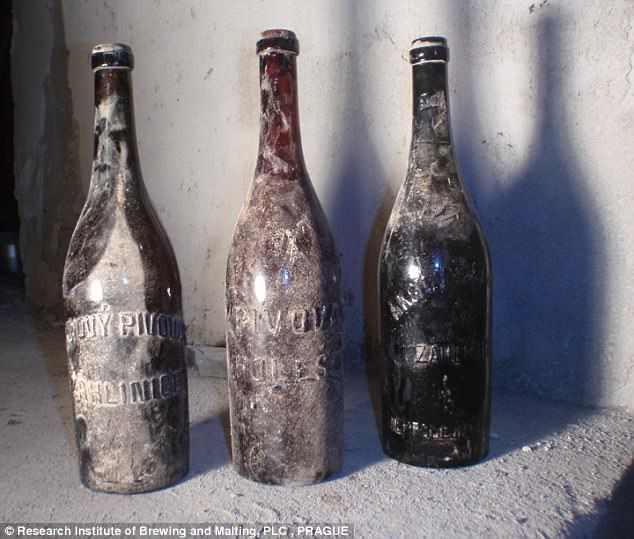 В Чехии нашли бутылки с пивом которым сто лет