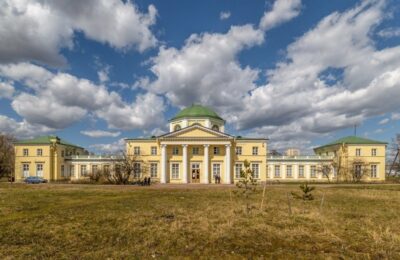Форты, палаты, дворцы и усадьбы Петербурга